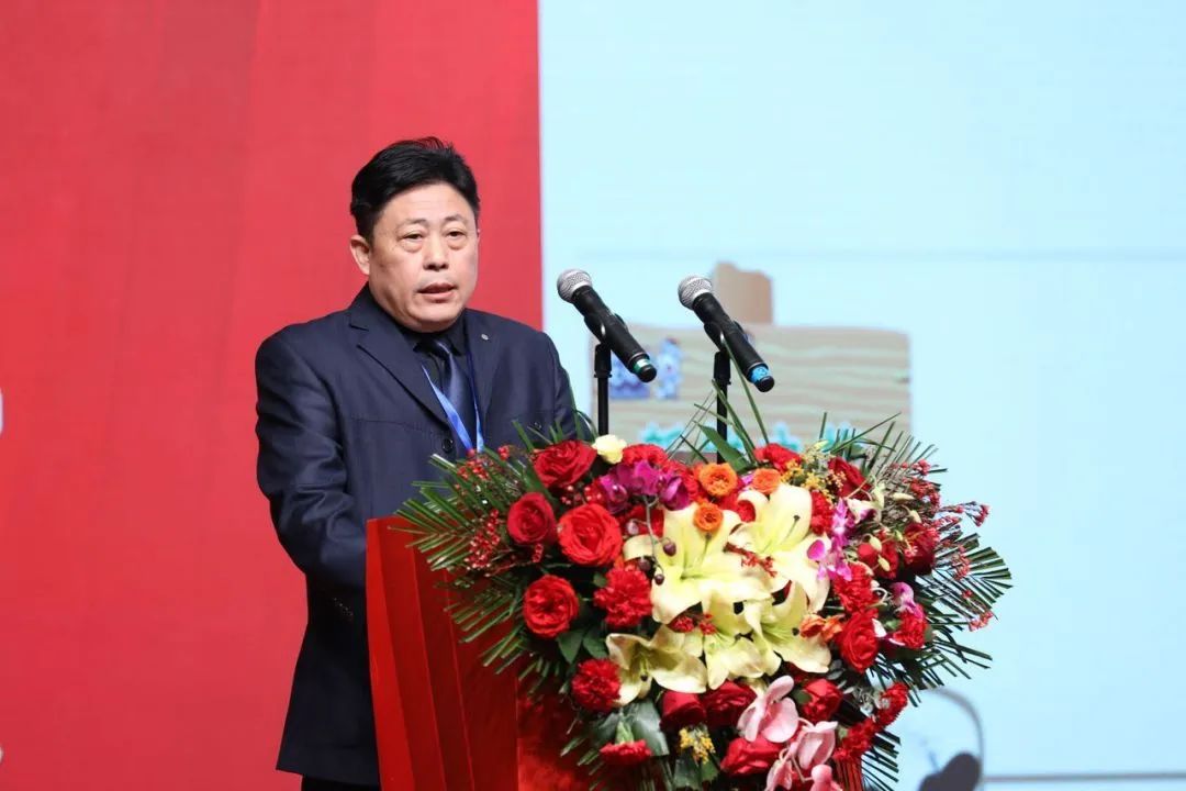 花花牛乳業(yè)30周年暨2024年客戶大會(huì)圓滿召開！