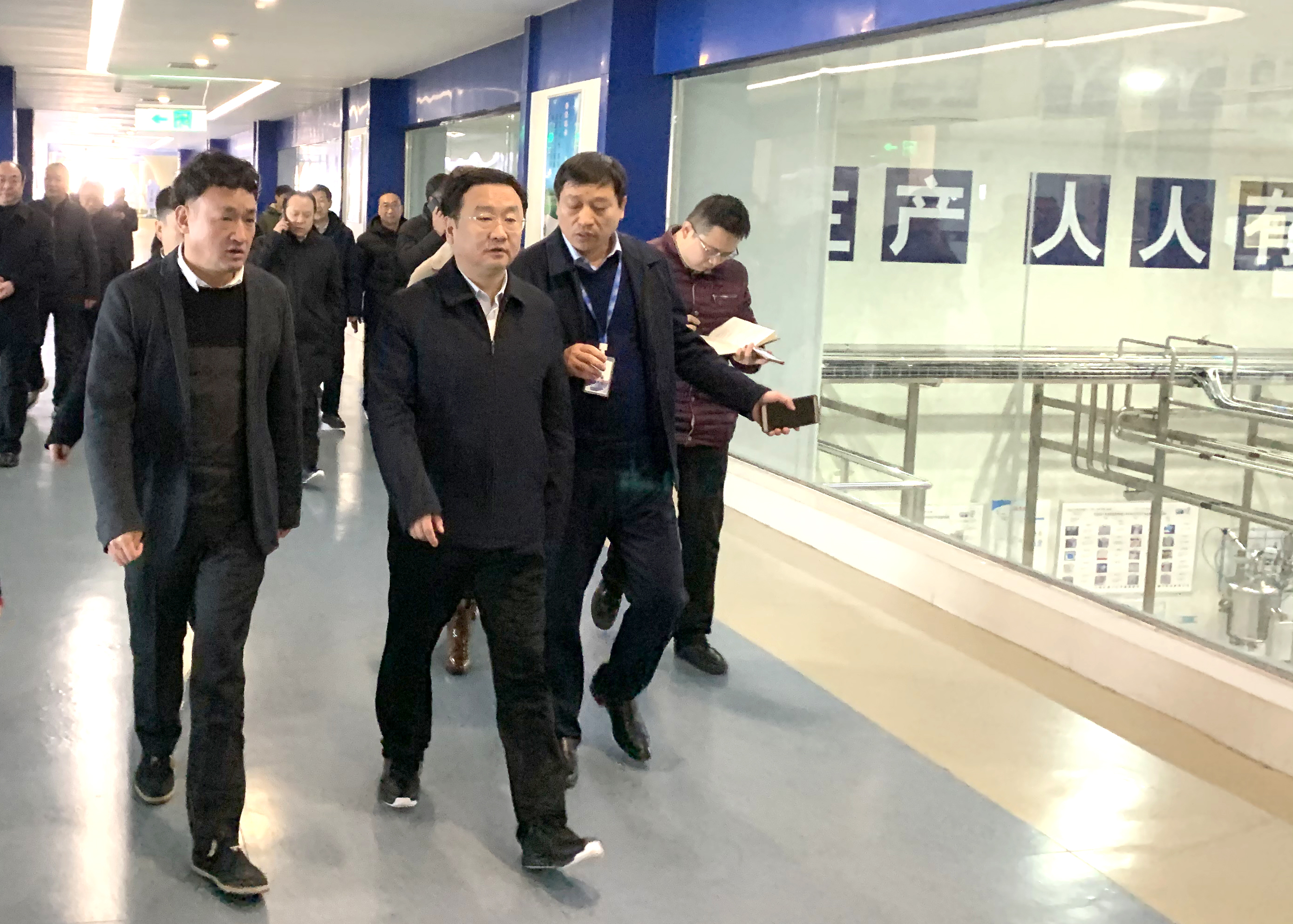 鄭州市委副書記、市長(zhǎng)王新偉蒞臨花花牛乳業(yè)集團(tuán)調(diào)研